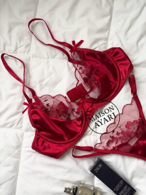 Ensmble rouge ????????