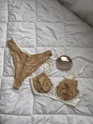 2 piece caramel ????