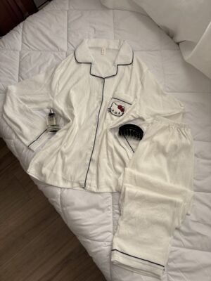 Pyjama hello kitty blanc????????